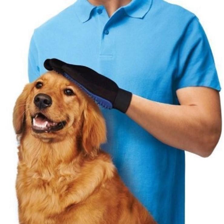 Gant brosse en silicone