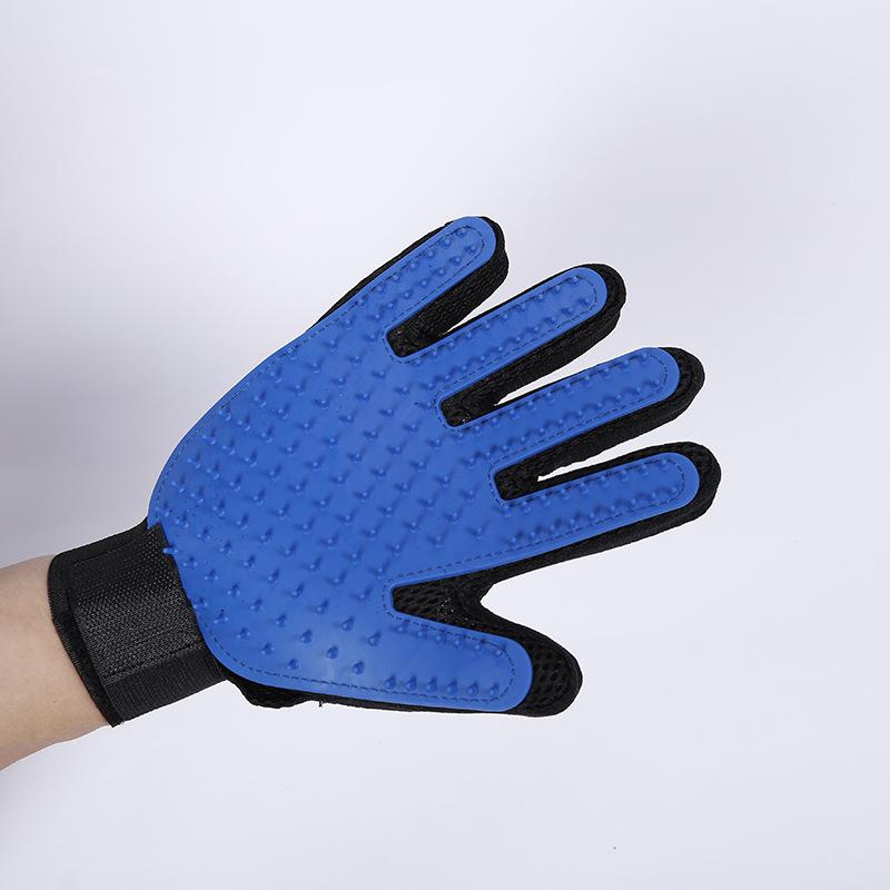 Gant brosse en silicone